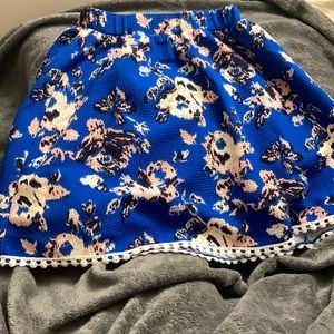 Blue/roses skirt 🧸
